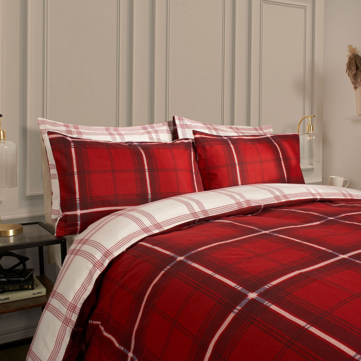 OHS Christmas Check Reversible Duvet Set - Red / White>