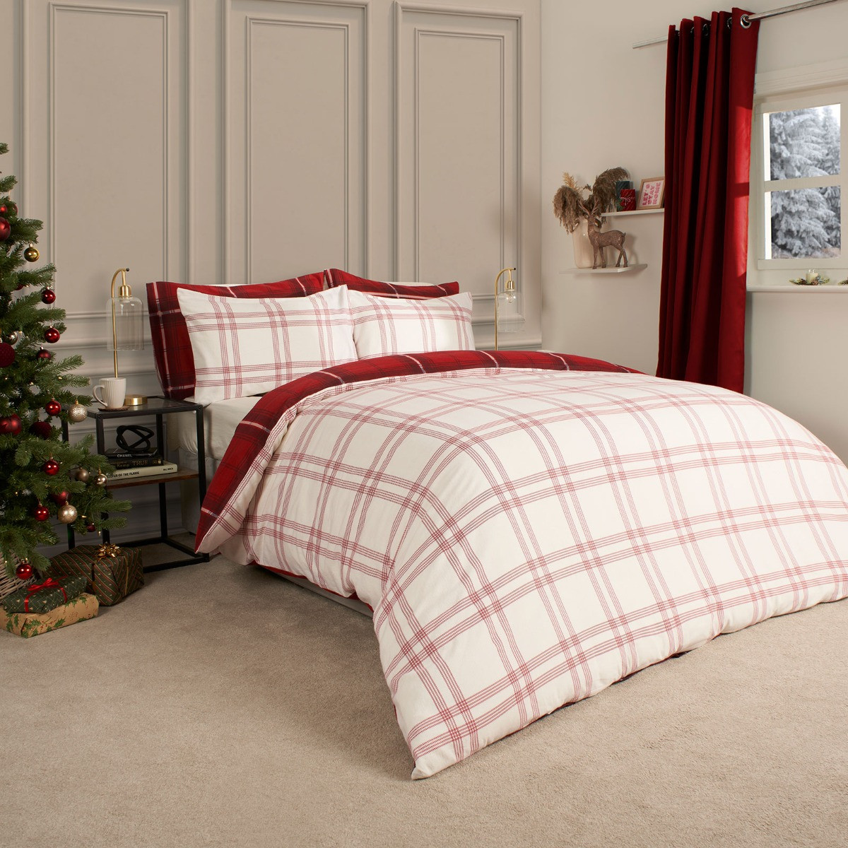 OHS Christmas Check Reversible Duvet Set - Red / White>