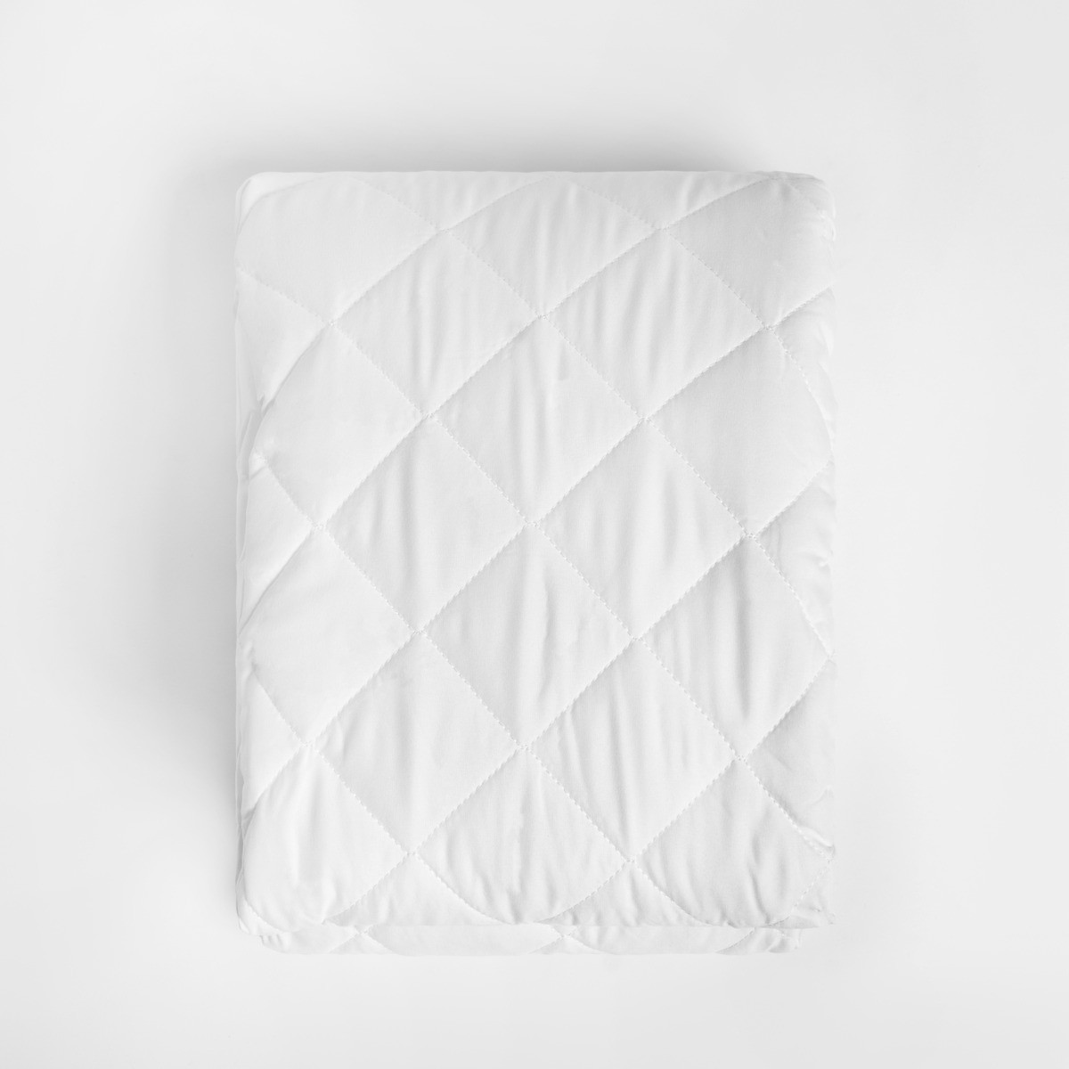 Dreamland Lux Mattress Protector>