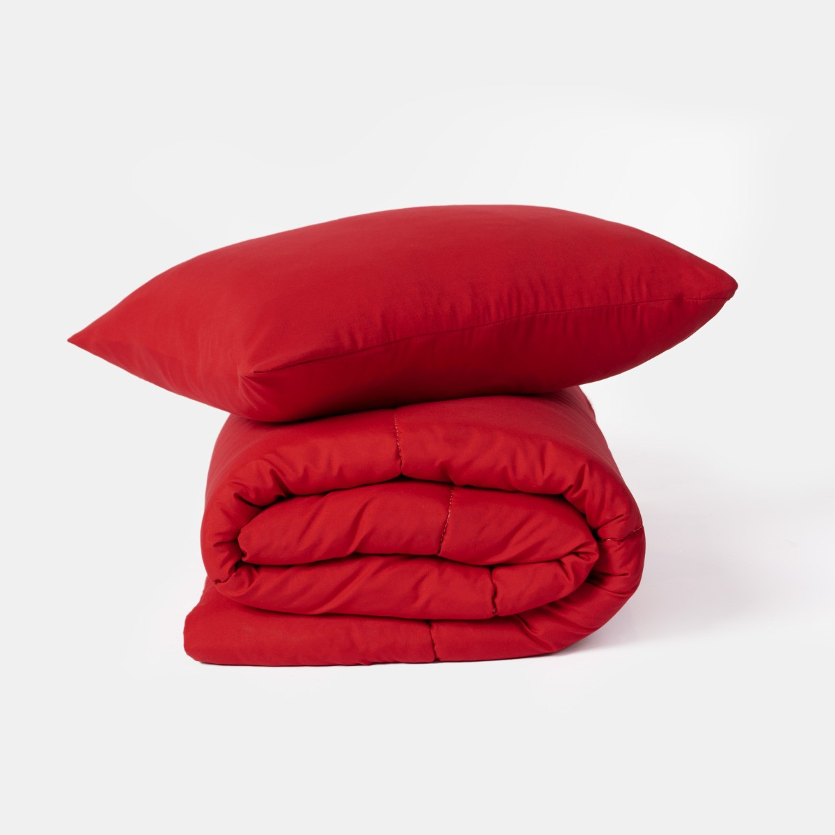 OHS Coverless 10.5 Tog Duvet With Pillowcase - Red>