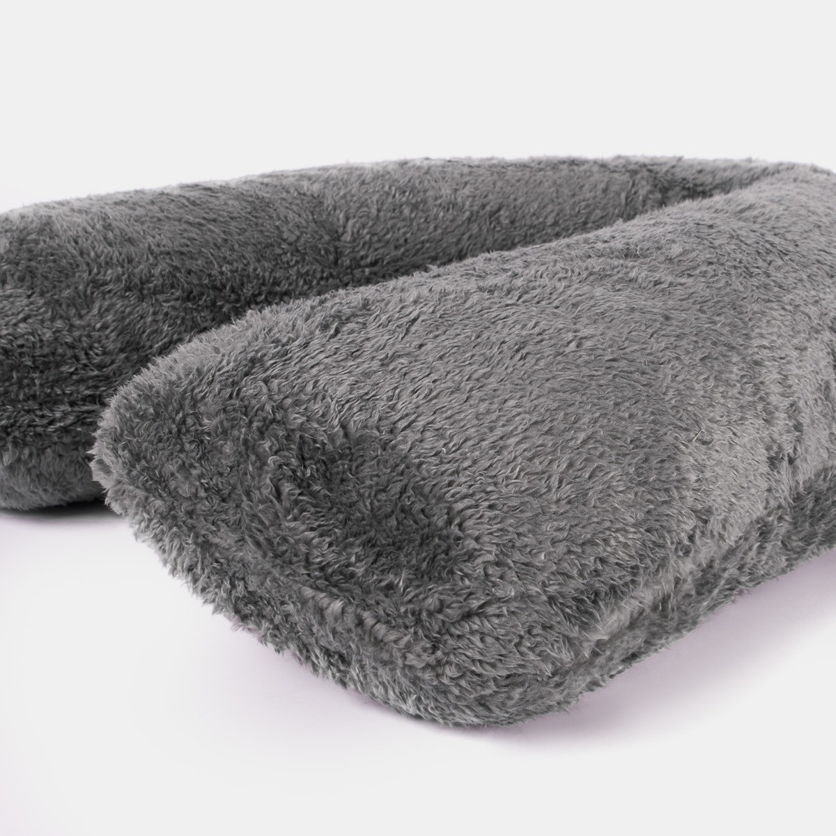 OHS Teddy V-Pillow - Grey>