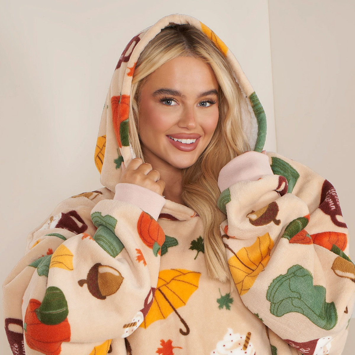 OHS Autumn Print Hoodie Blanket, Adults - Natural Beige>