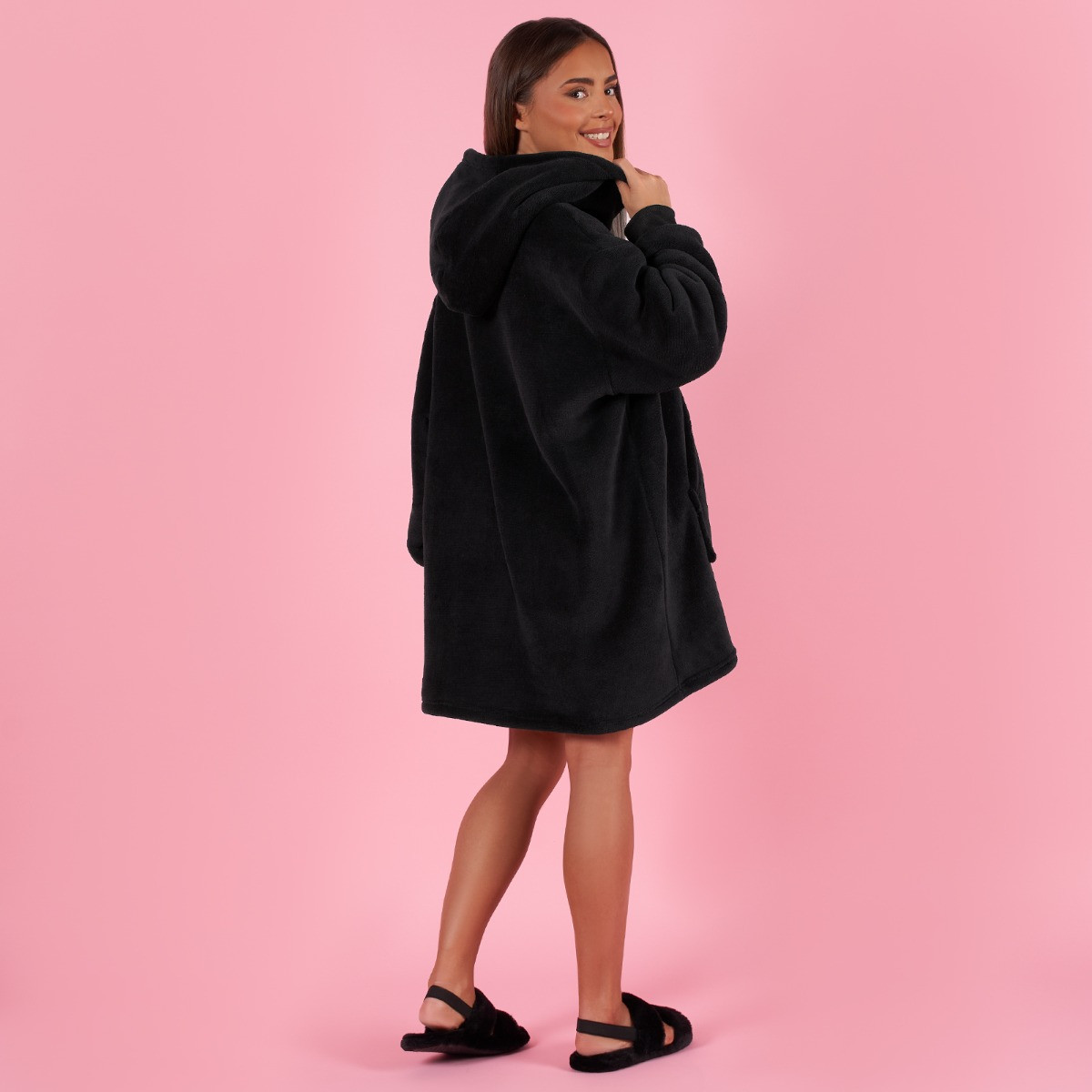 OHS Sherpa Fleece Hoodie Blanket, Petite - Black>