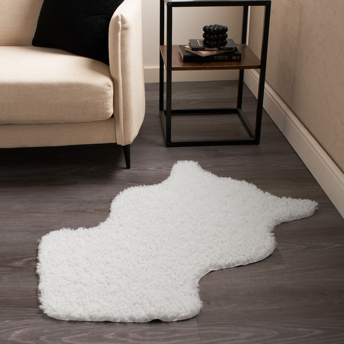 OHS Curly Sheepskin Faux Fur Rug, White - 60 x 90cm>