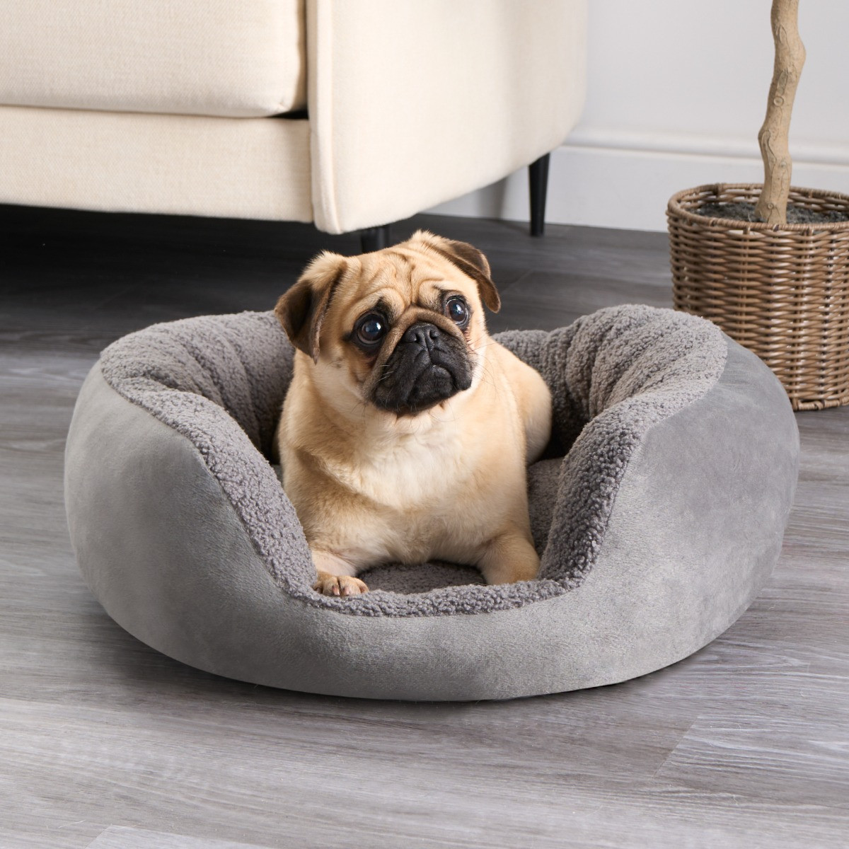 OHS Teddy Matte Velvet Square Pet Bed - Charcoal>