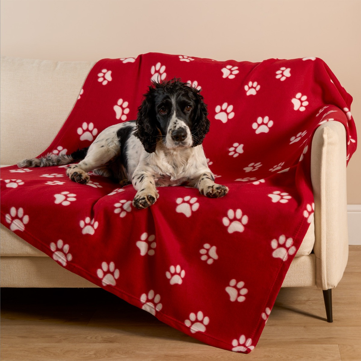 OHS Pet Paw Print Fleece Throw - Red >