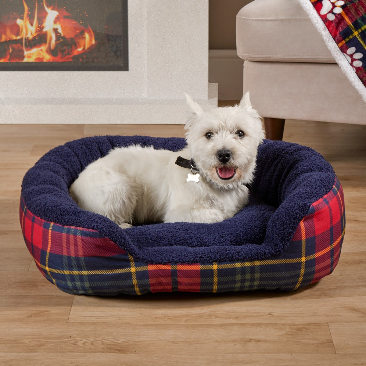 OHS Oxford Check Printed Pet Bed - Navy/Red>