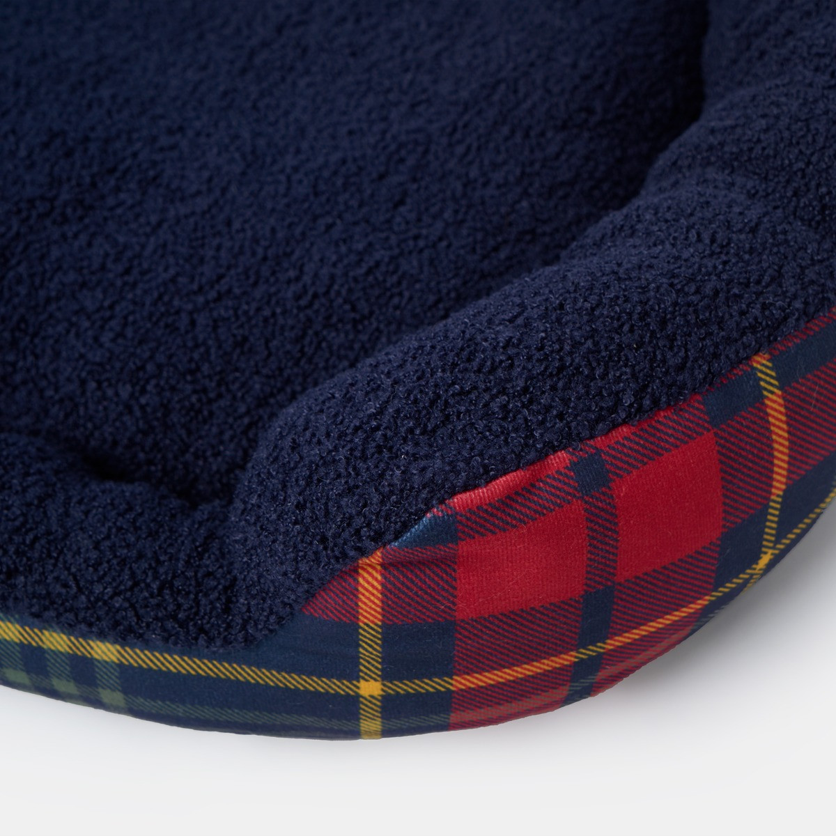 OHS Oxford Check Printed Pet Bed - Navy/Red>