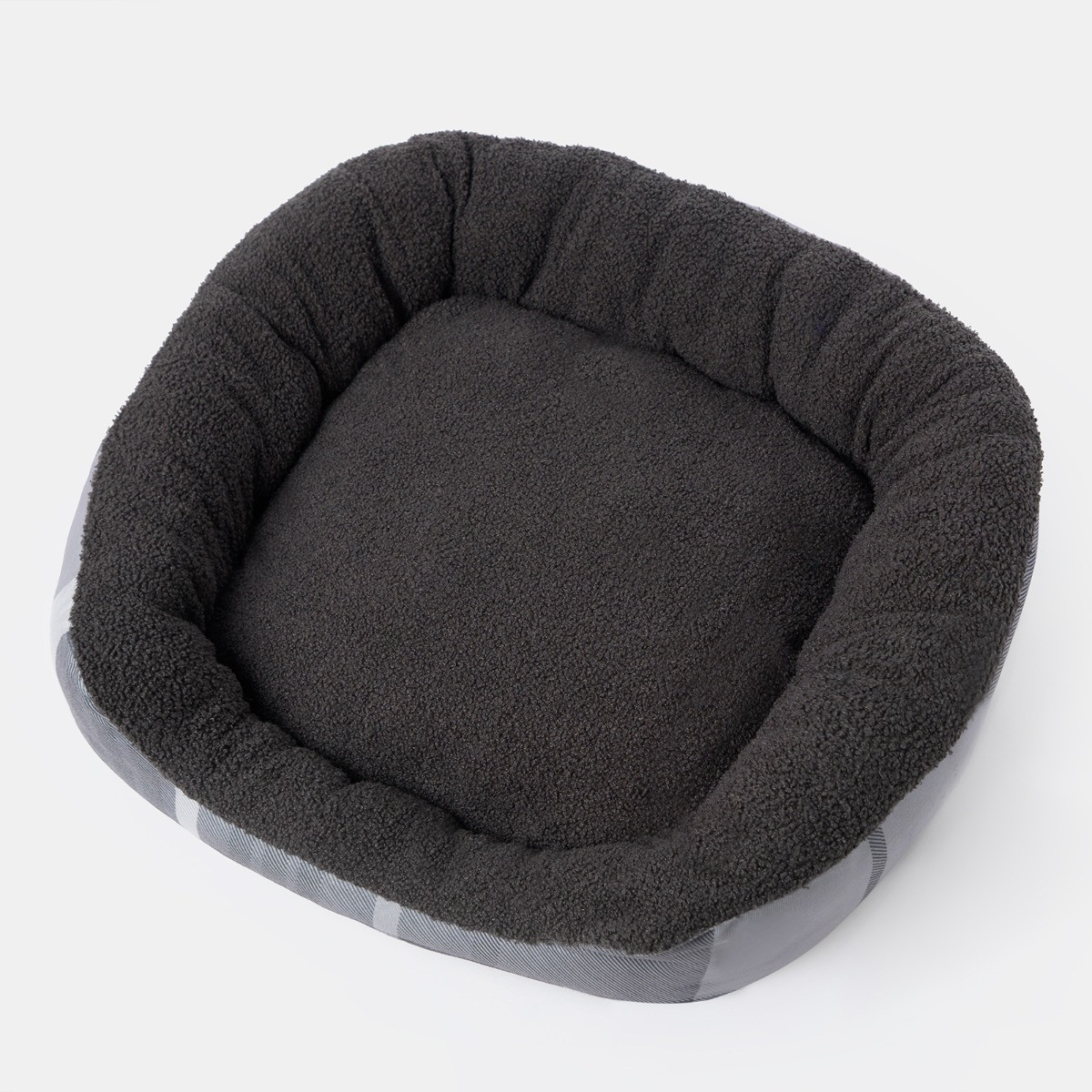 OHS Winsford Check Printed Pet Bed - Grey>