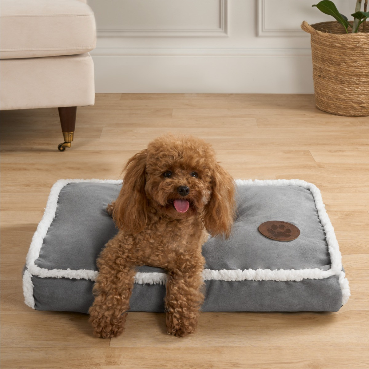 OHS Rectangular Sherpa Bind Mat Pet Bed, Grey/White - Medium>