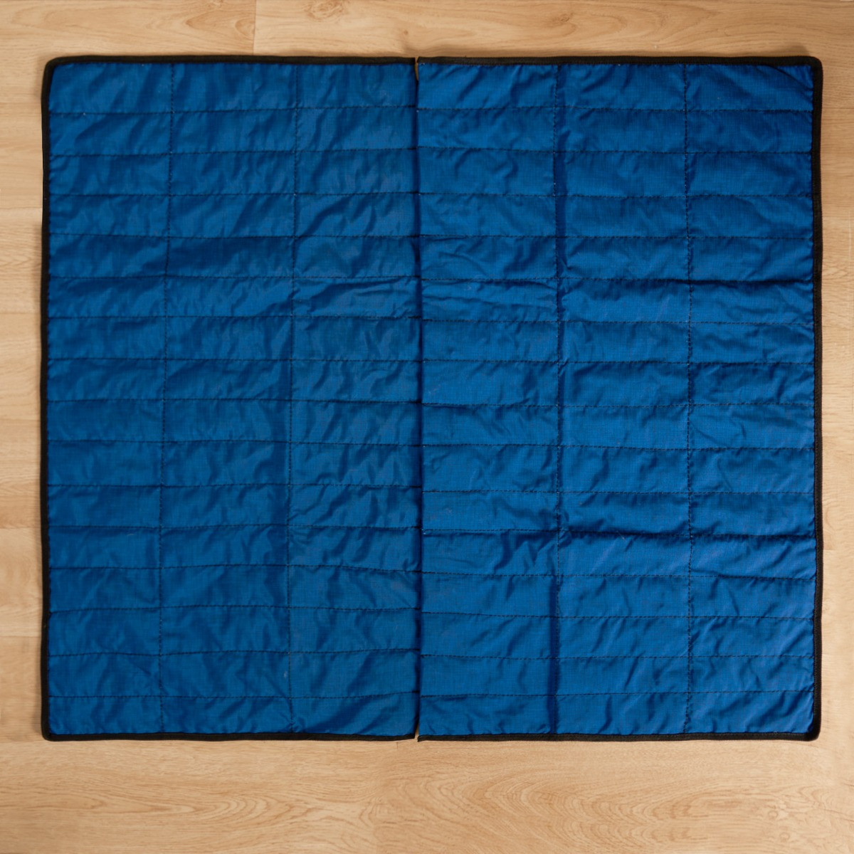 Aqua Coolkeeper Pet Cooling Mat, 80 x 90cm - Pacific Blue>