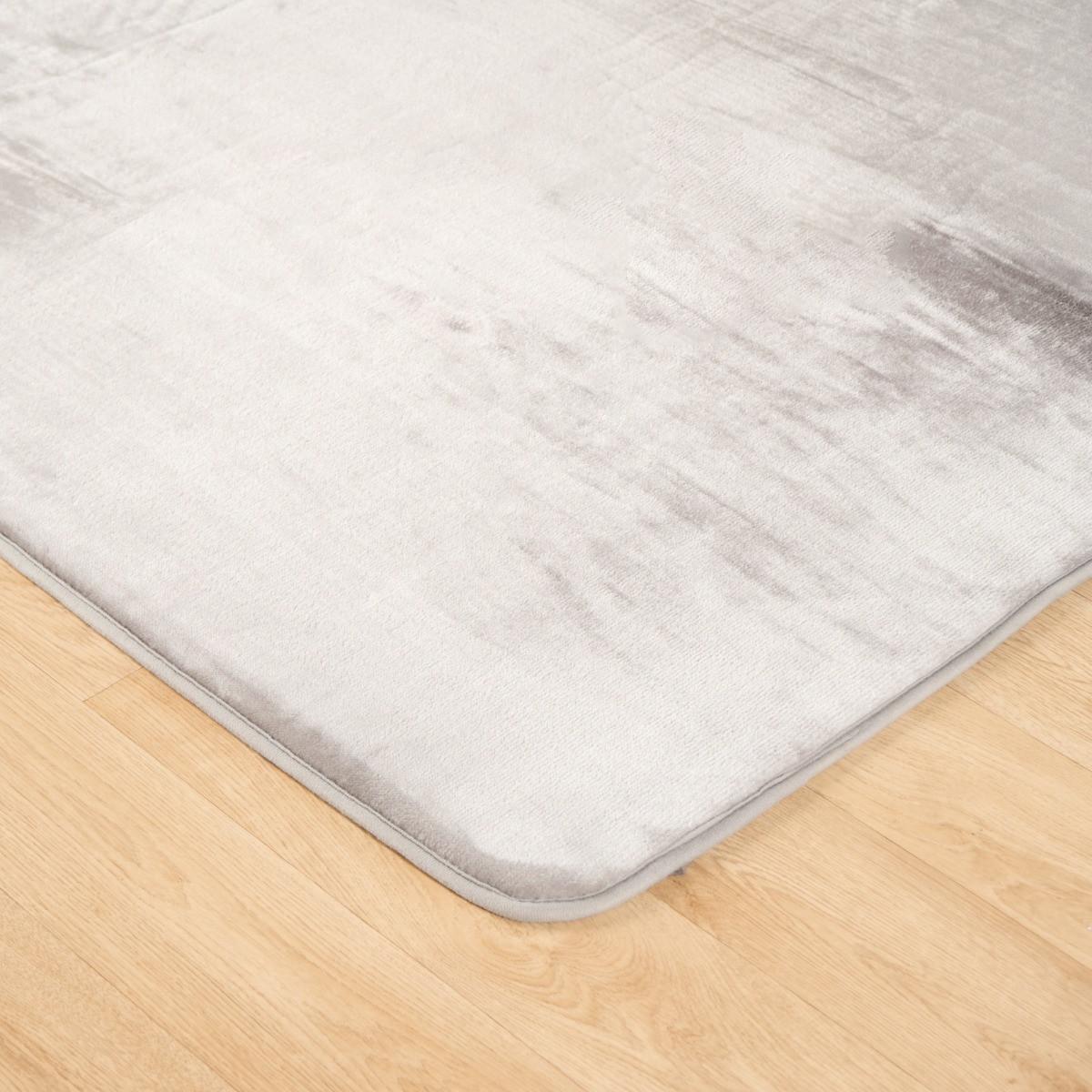 OHS Supersoft Plush Rug - Silver>