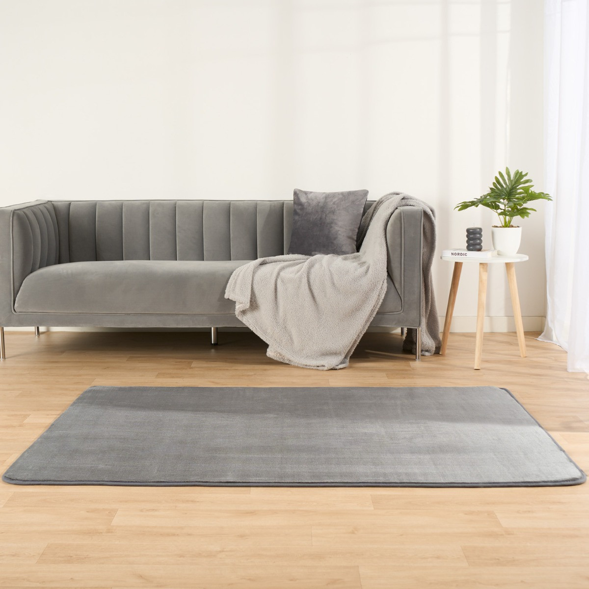 OHS Supersoft Plush Rug - Charcoal>