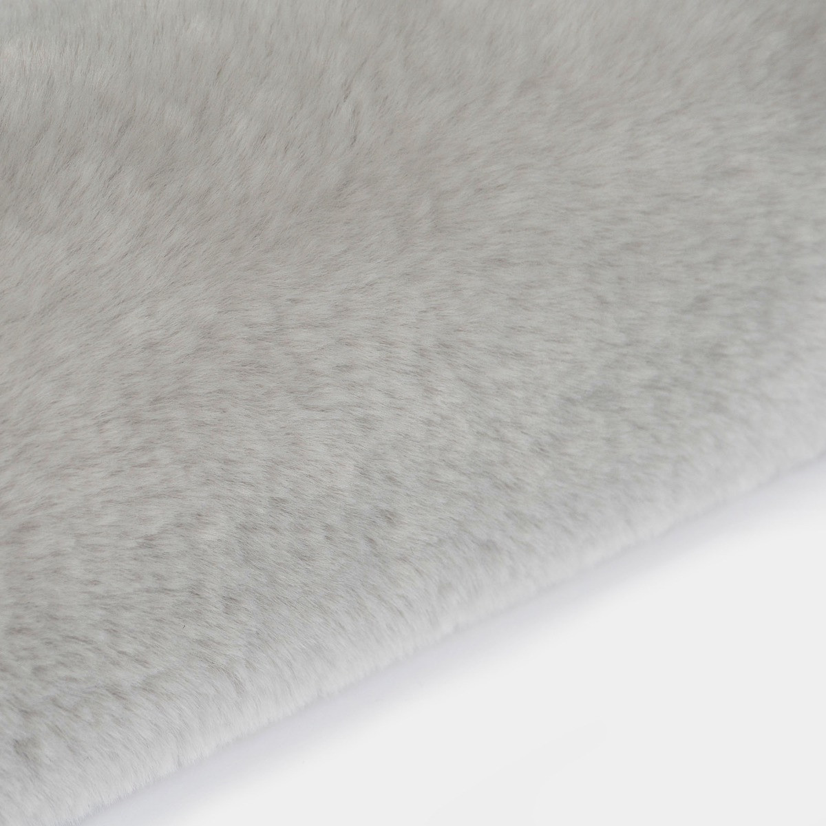 OHS Supersoft Faux Fur Sheepskin Rug - Silver>