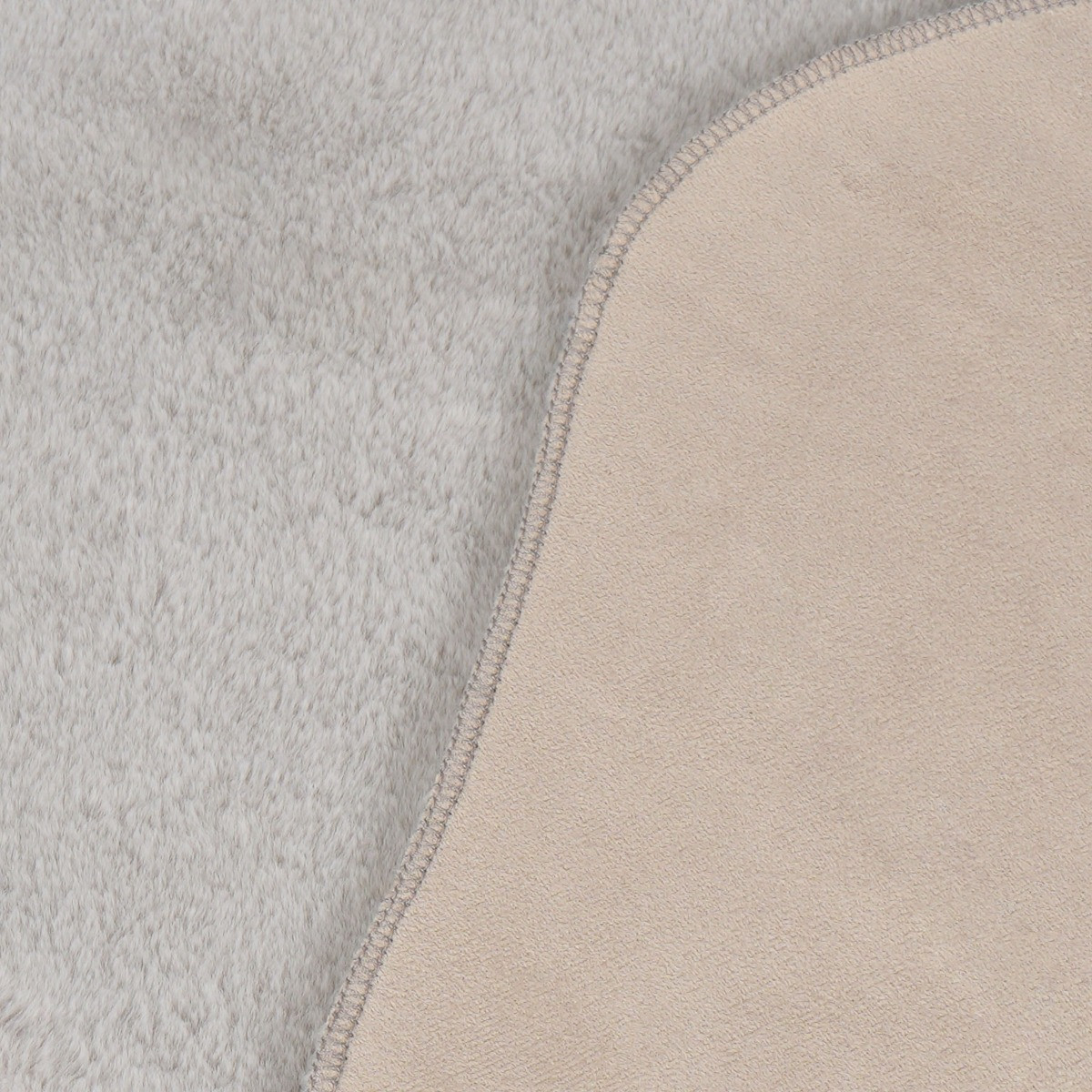 OHS Supersoft Faux Fur Sheepskin Rug - Silver>