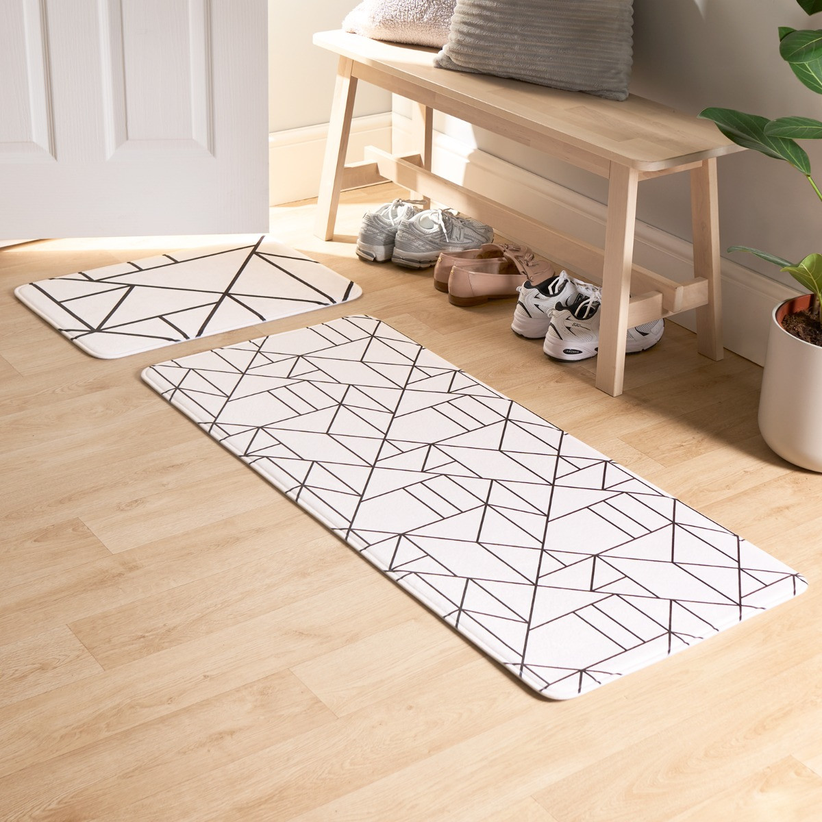 OHS Washable Mason Geo Printed Runner - Cream>