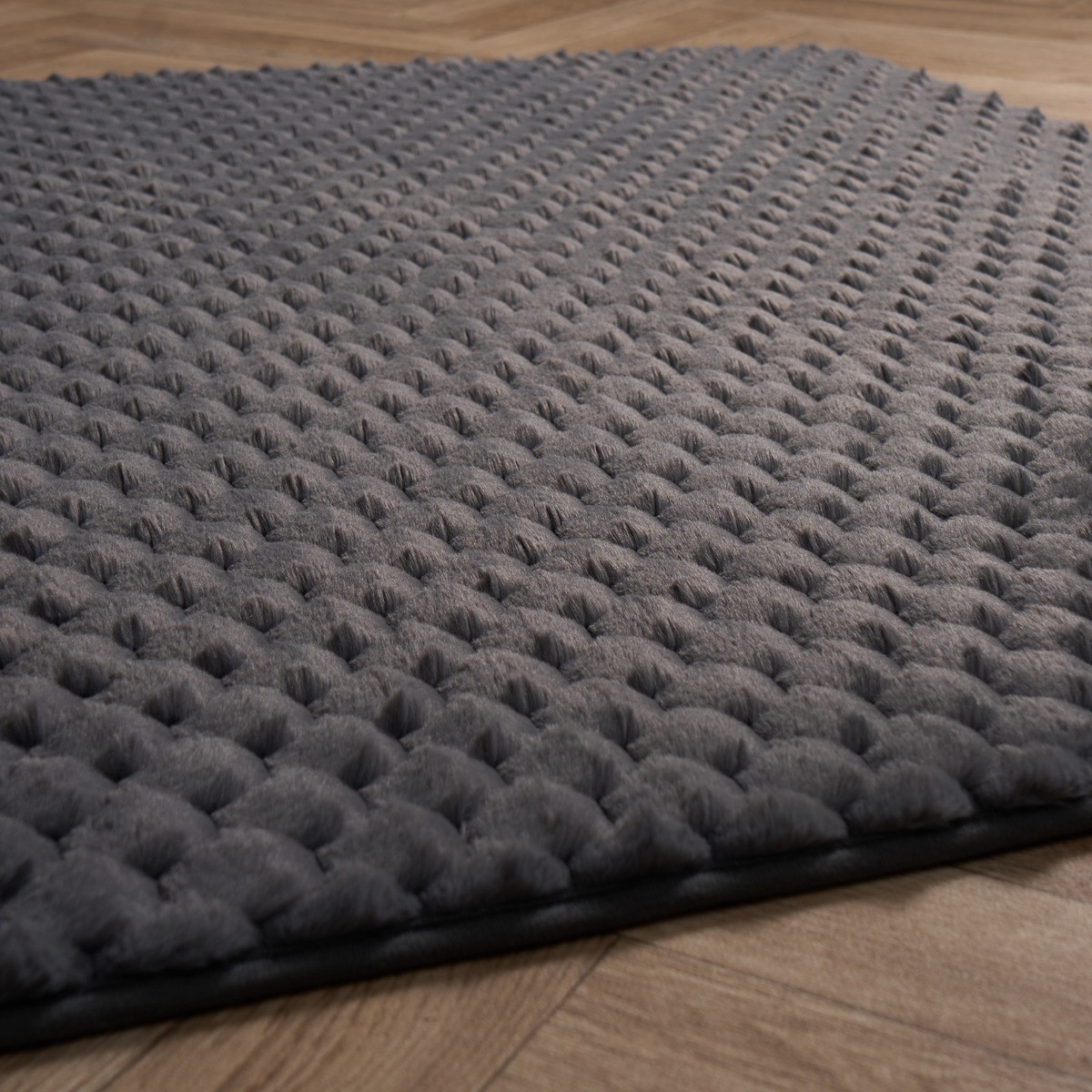 OHS Waffle Faux Fur Rug - Charcoal>