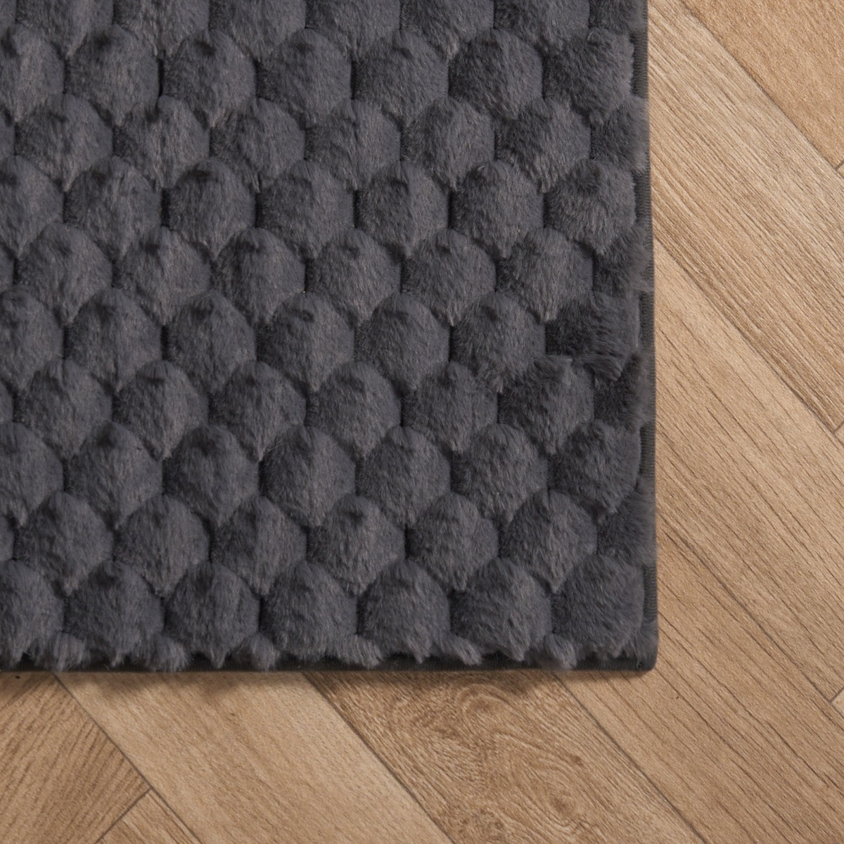 OHS Waffle Faux Fur Rug - Charcoal>