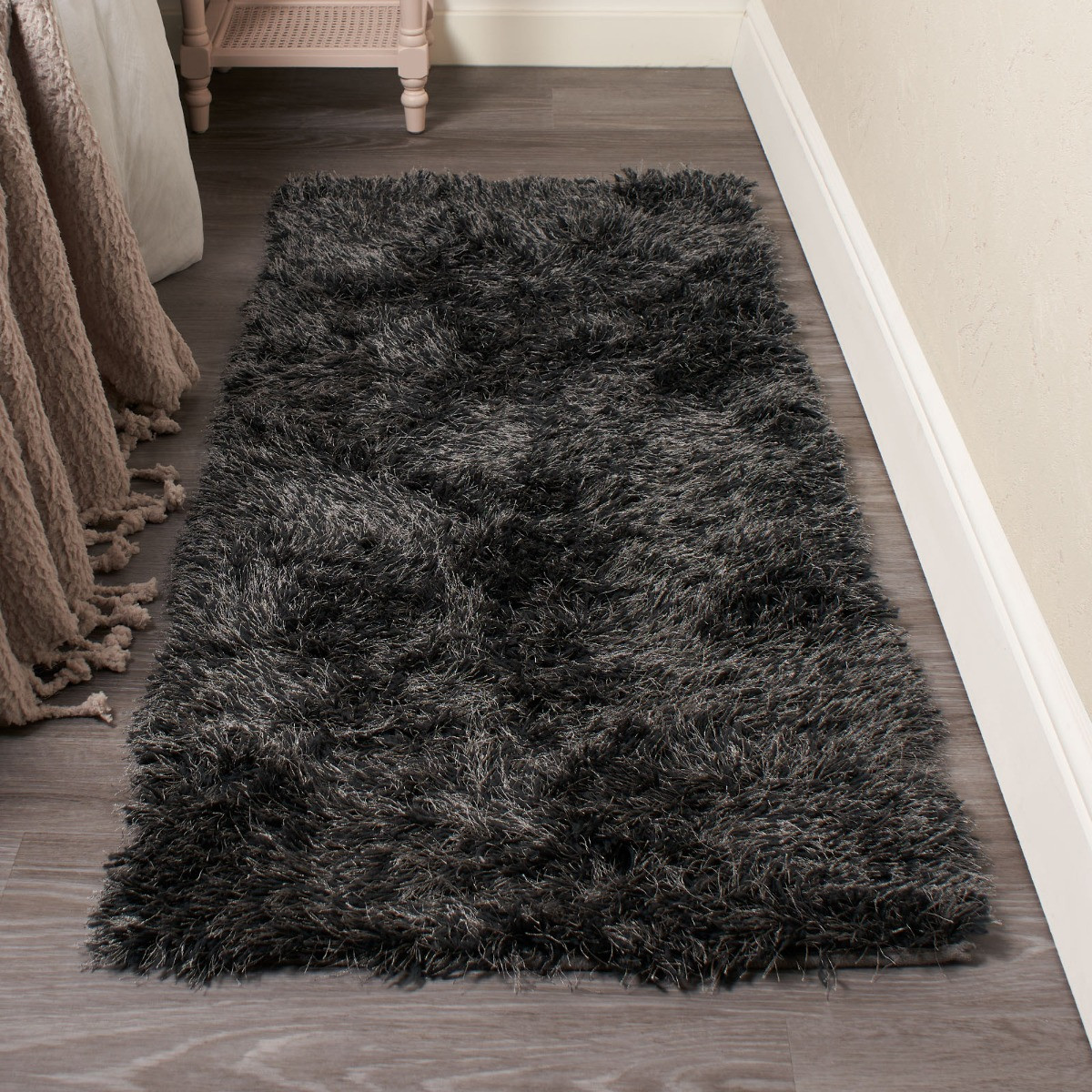 Sienna Shaggy Rug Runner, Charcoal - 60 x 150cm>