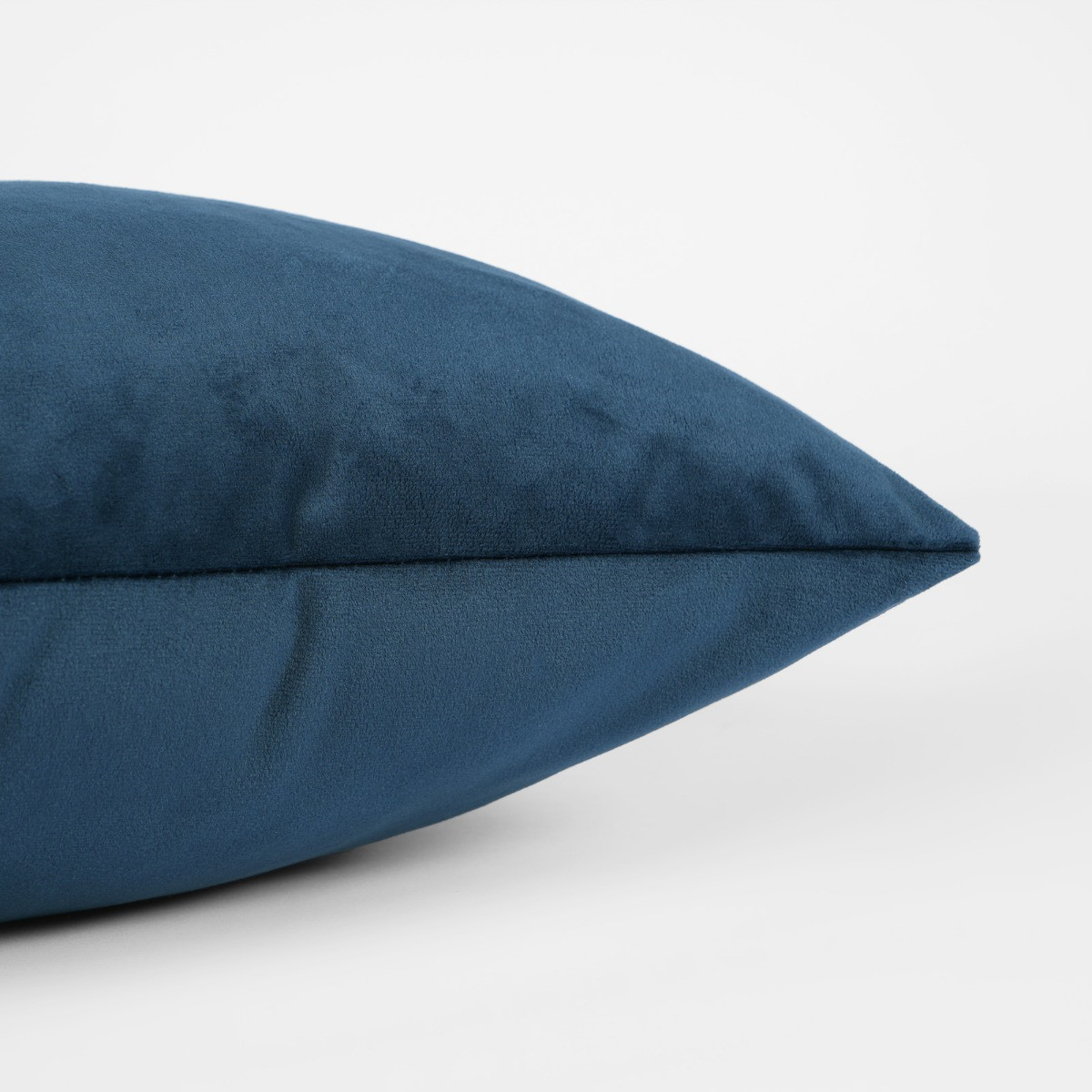 Sienna 4 Pack Matte Velvet Cushion Covers, Navy - 45 x 45cm>