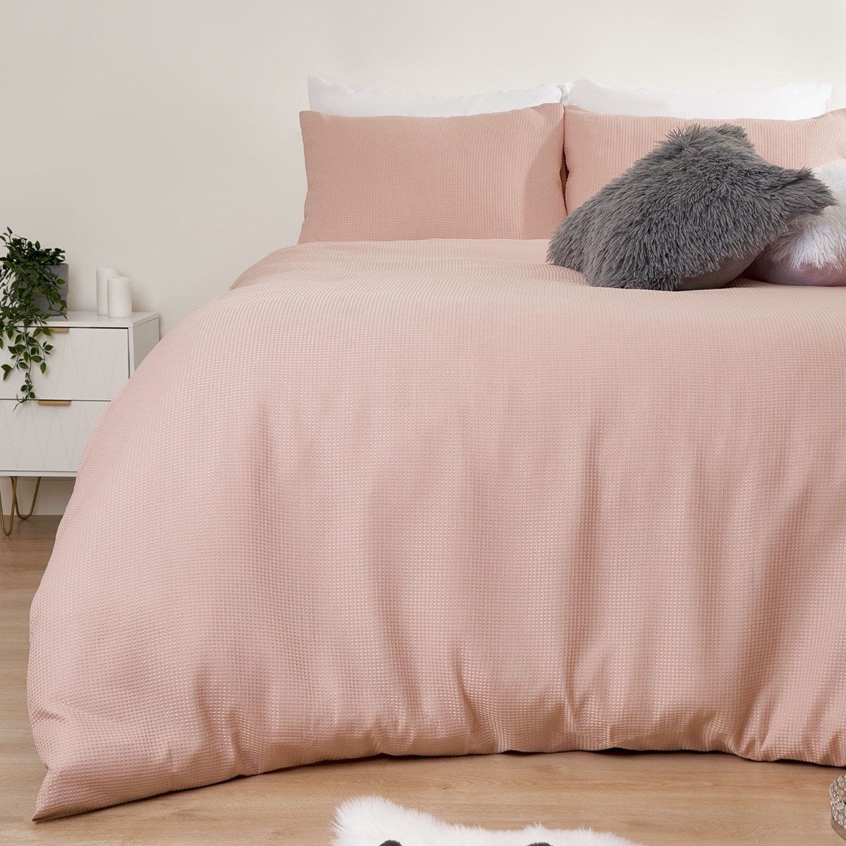 Sienna Waffle Weave Duvet Cover Set, Blush - King>