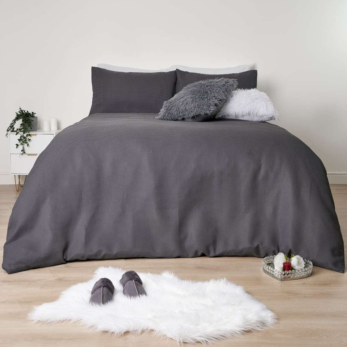 Sienna Waffle Weave Duvet Cover Set, Charcoal - Single>