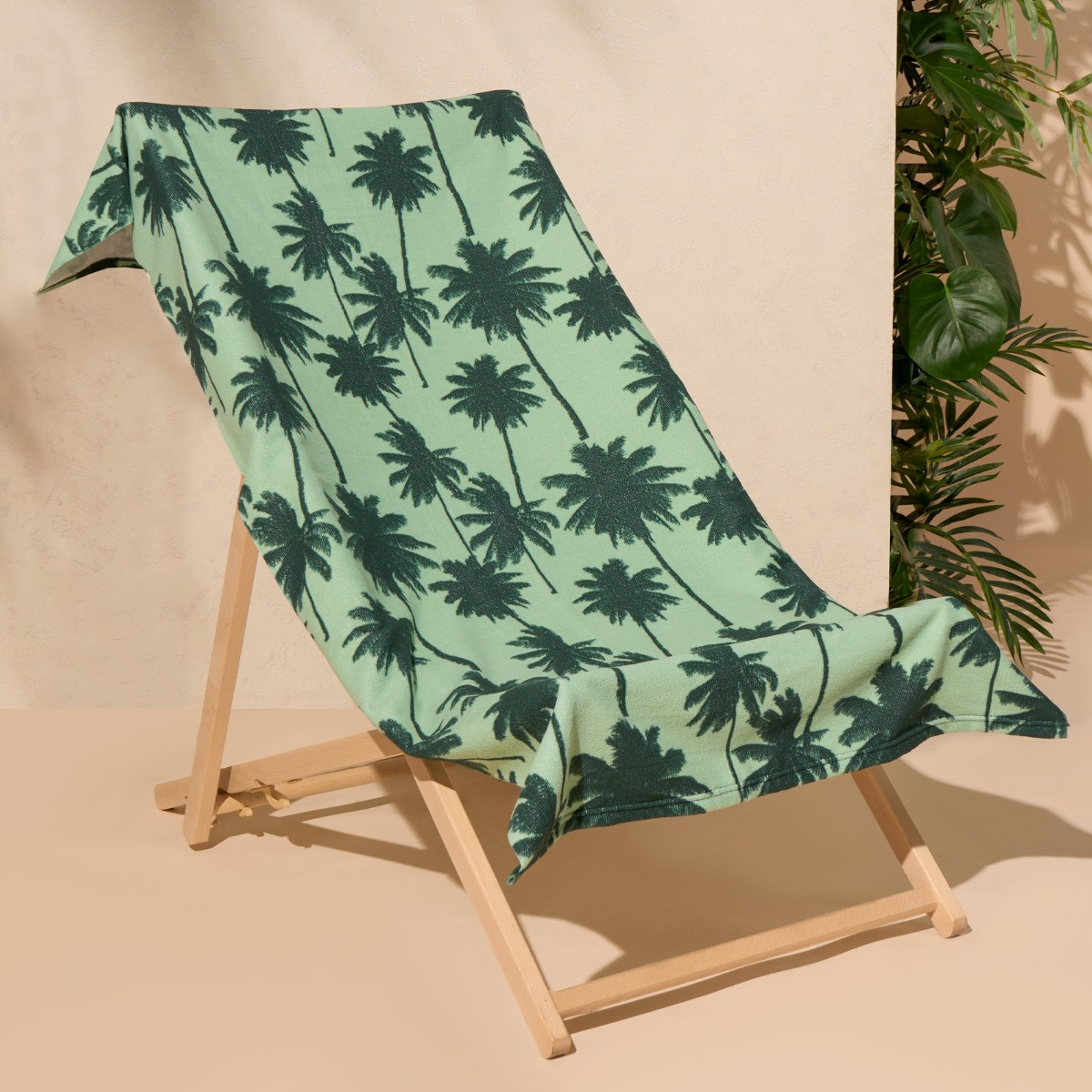 OHS Palm Print Beach Towel - Green>