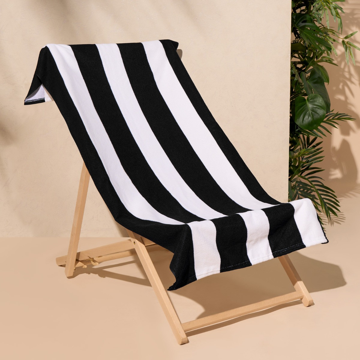 OHS Vertical Stripe Beach Towel - Black>