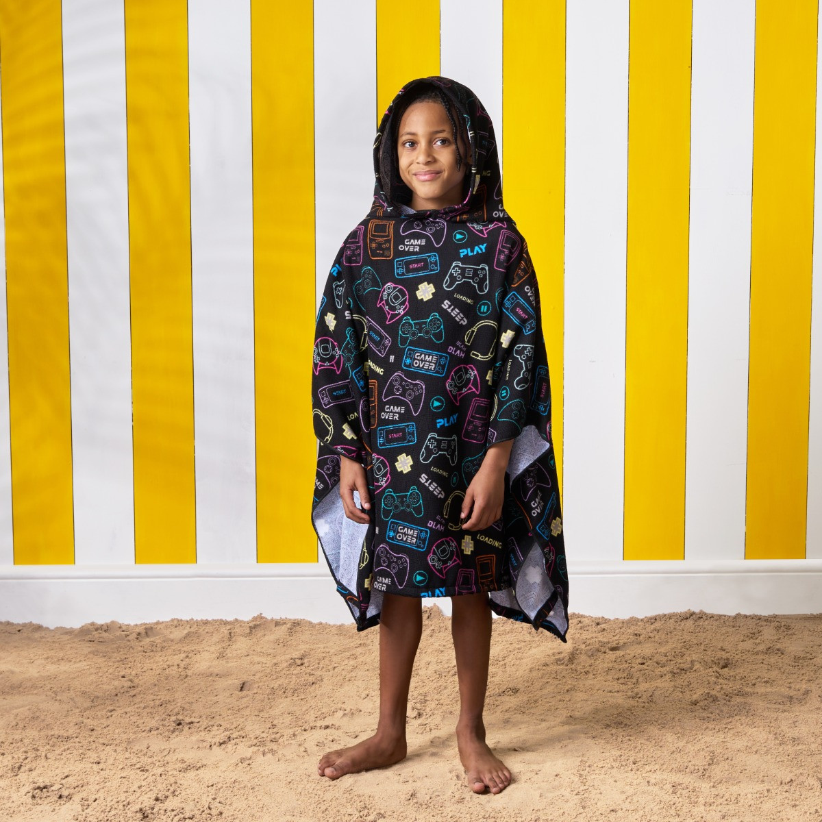 Dreamscene Gaming Print Beach Poncho Towel - Black>