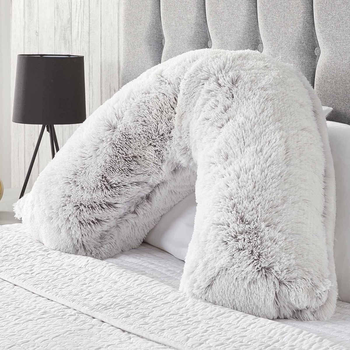 Huggleland Long Hair V Shape Pillow - Grey>