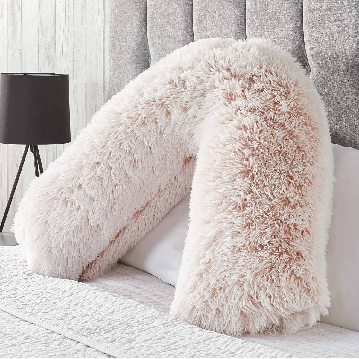 Huggleland Long Hair V Shape Pillow - Pink>