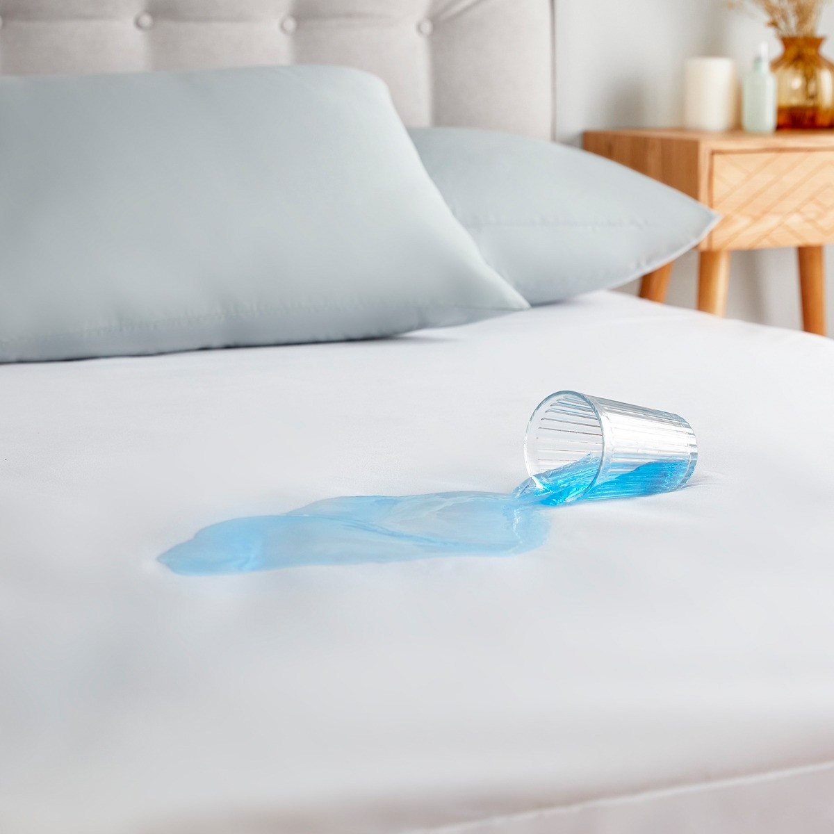 Silentnight Waterproof Mattress Protector, White - Single>