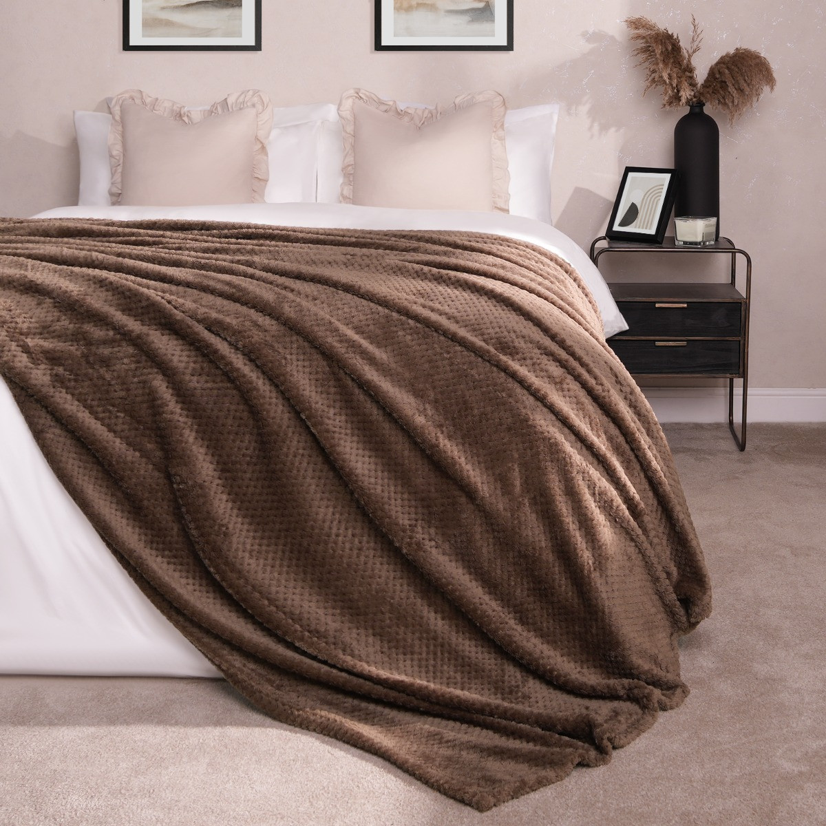 Luxury Waffle Mink Warm Throw Over Sofa Bed Soft Blanket 150 x 200cm Chocolate>