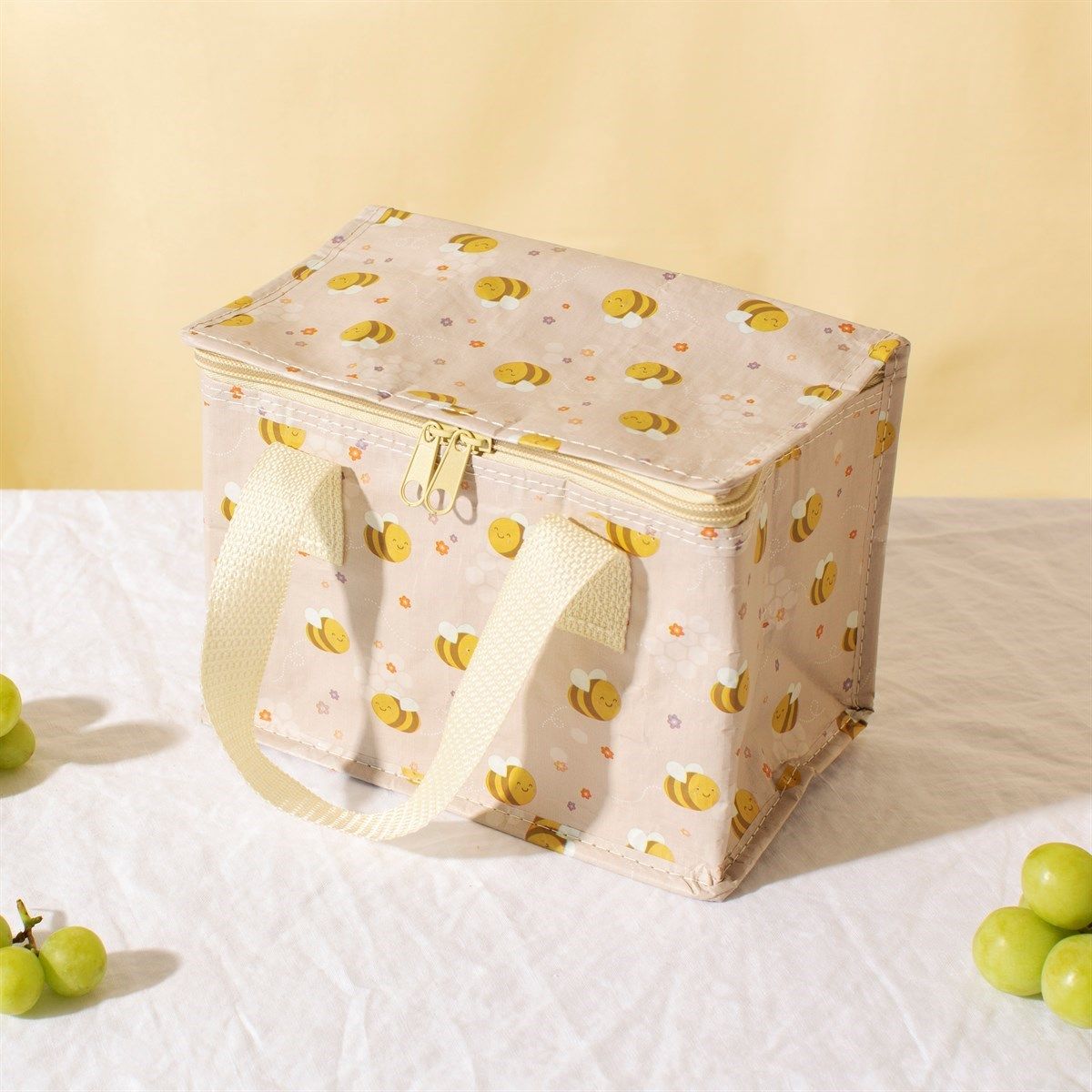 Sass Belle Bee Happy Lunch Bag Cream