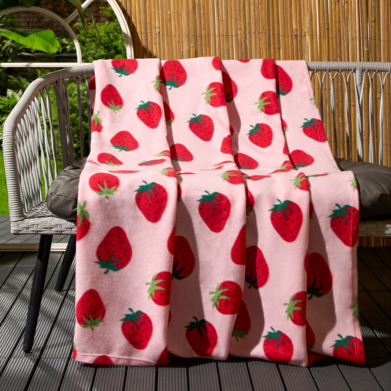 OHS Strawberry Print Fleece Throw - Pink