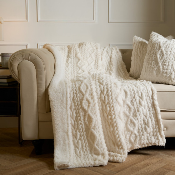 OHS Cable Knit Sherpa Throw - Cream