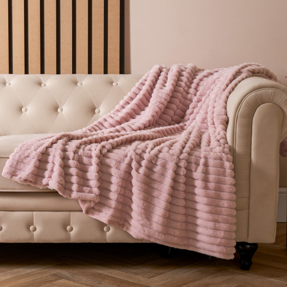 OHS Faux Fur Thick Ribbed Throw - Blush 