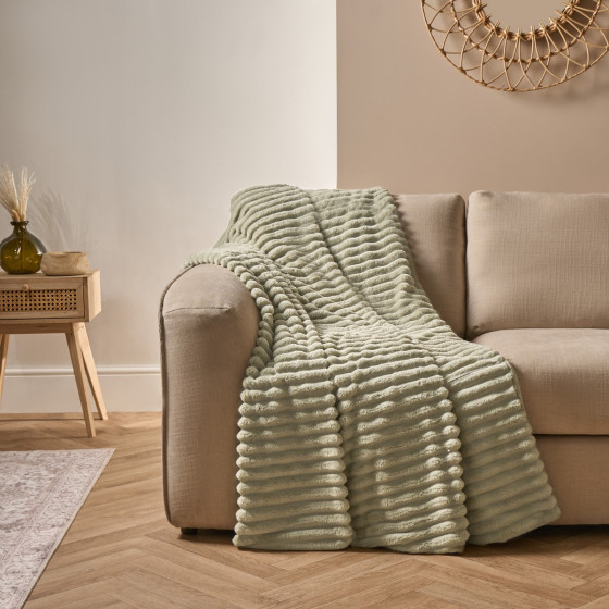 OHS Faux Fur Thick Ribbed Throw - Sage