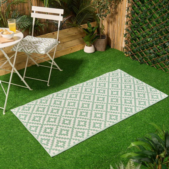 OHS Geometric Print Outdoor Rug - Sage/White