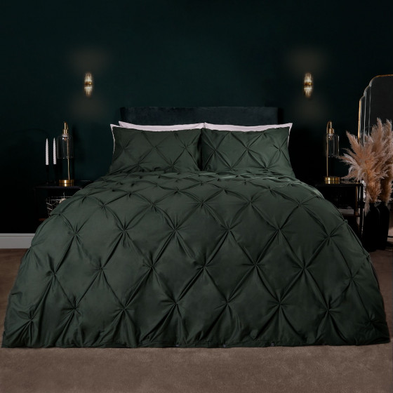 Highams Diamond Pintuck Pinch Pleat Duvet Cover Set - Forest Green