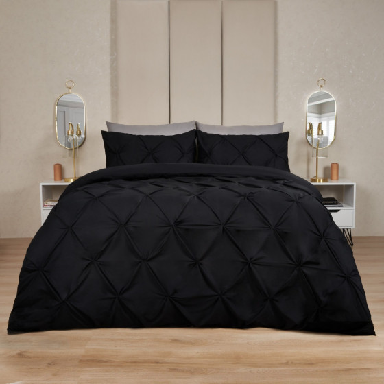 Highams Diamond Pintuck Pinch Pleat Duvet Cover Set - Black