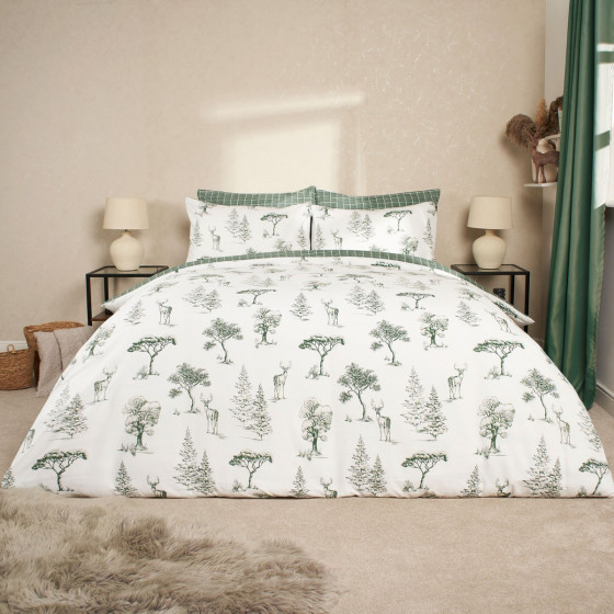 Dreamscene Winter Stag Duvet Set - Forest Green/White