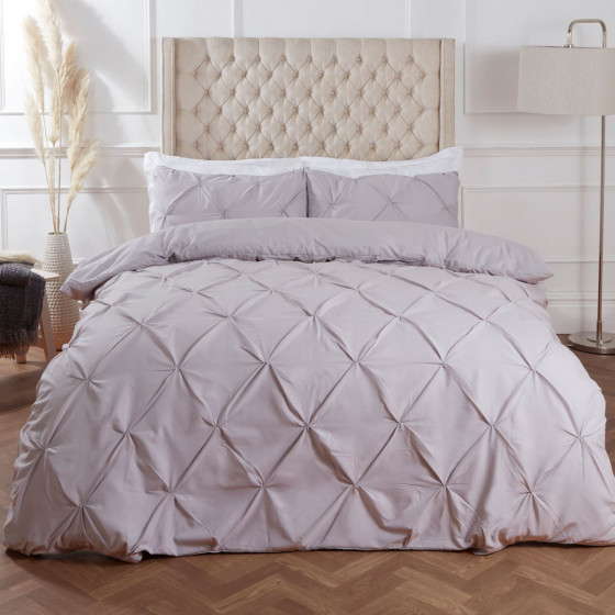 Highams Diamond Pintuck Pinch Pleat Duvet Cover Set - Silver