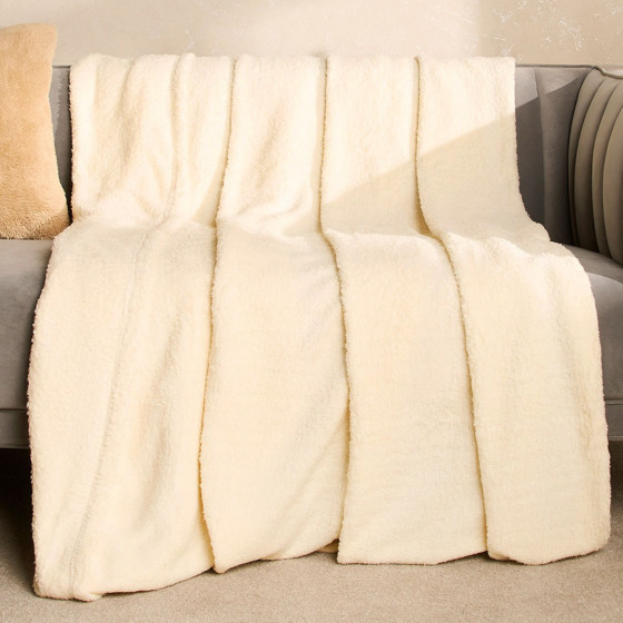 Brentfords Teddy Fleece Throw - Cream