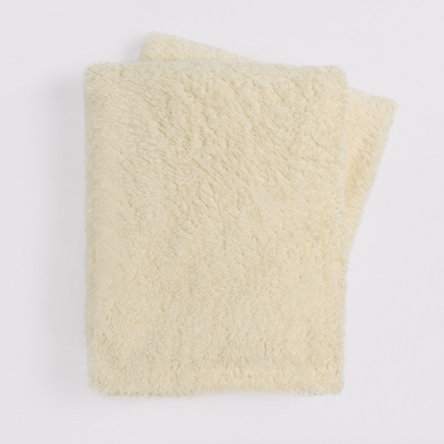 Brentfords Teddy Fleece Throw Cream 3798