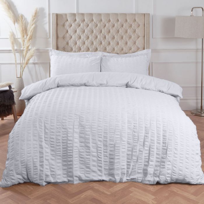 Highams Seersucker Duvet Set - White