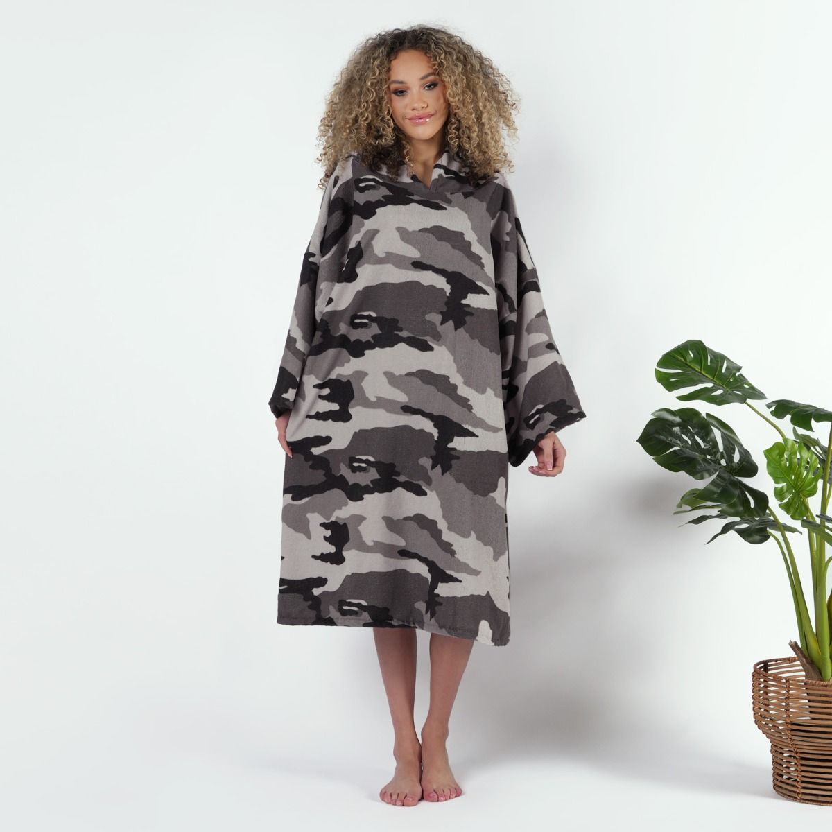 Brentfords Camo Print Adults Poncho Oversized Changing Robe Charcoal